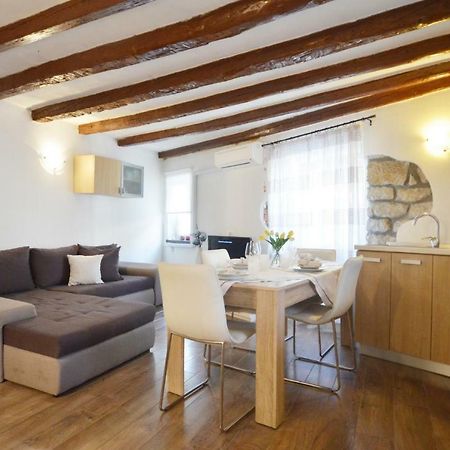 Apartment Eleni روفينج المظهر الخارجي الصورة