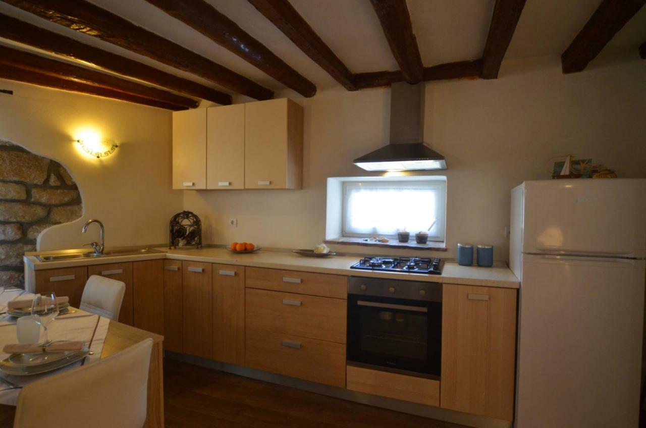 Apartment Eleni روفينج المظهر الخارجي الصورة